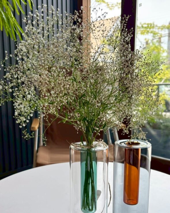 ガラスベースとグリーンで日常にちょっとときめきを